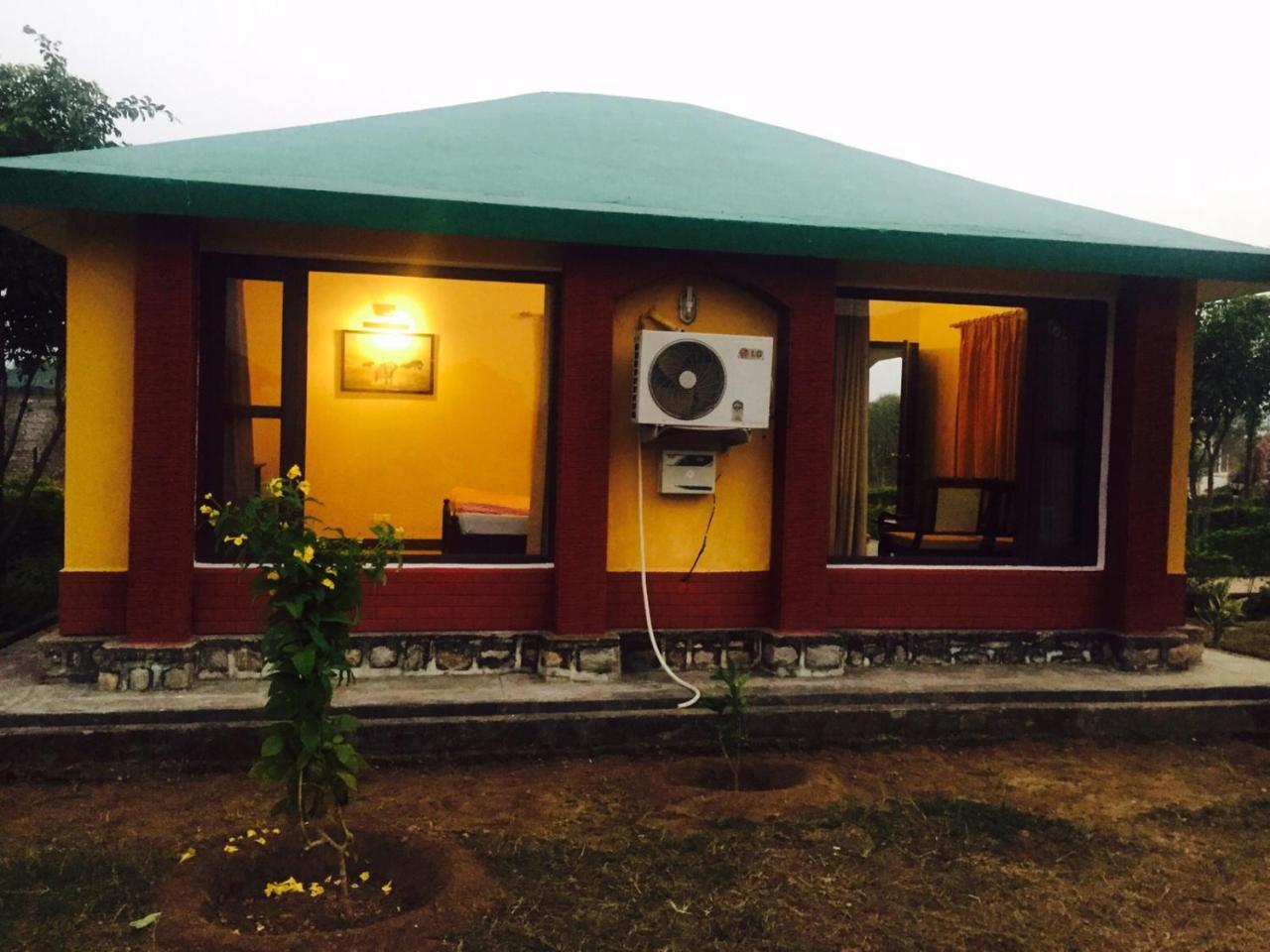 Tusk And Roar Corbett Resort Dhela Exterior photo